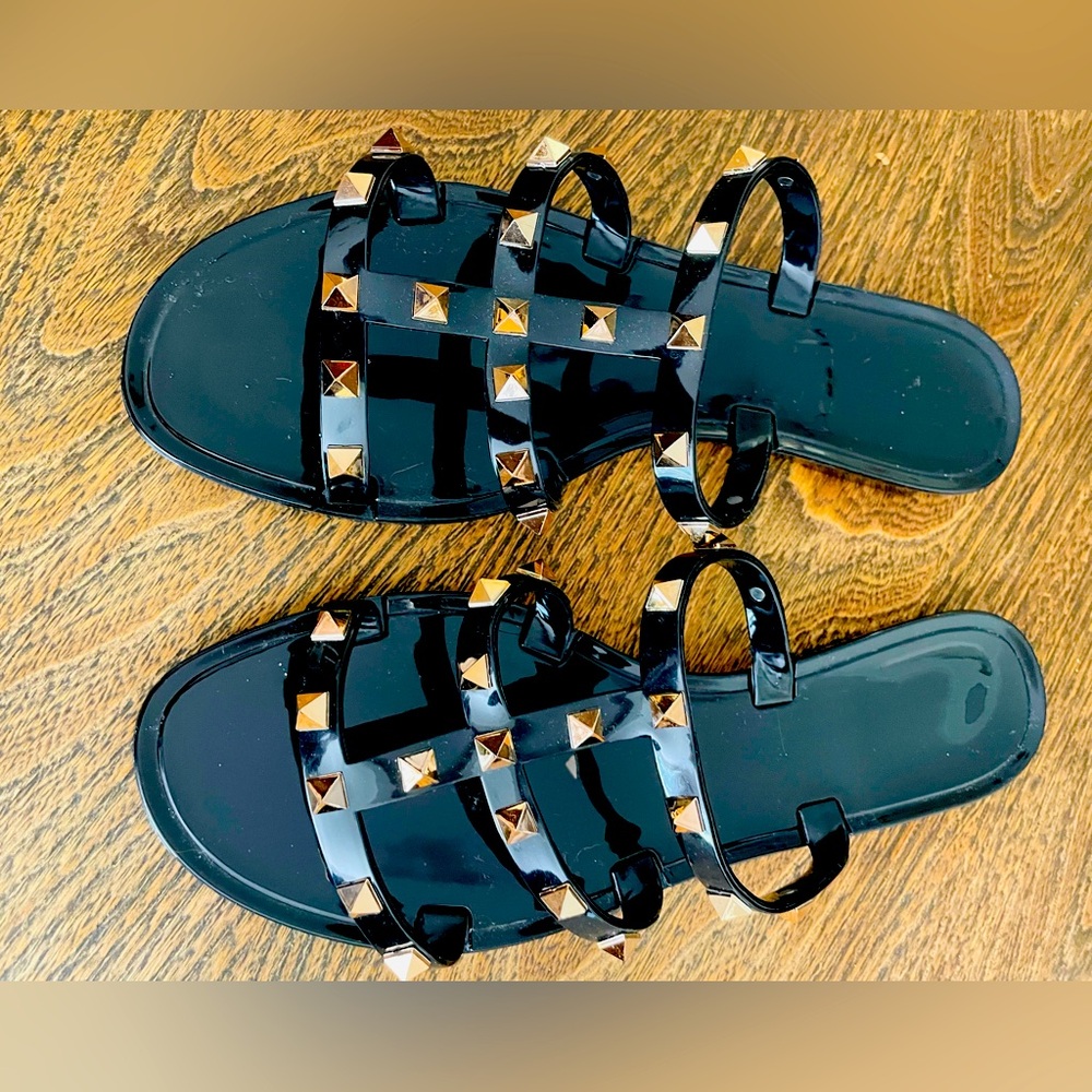 Black jelly sandals with gold studs/designer style/new without tags/size38